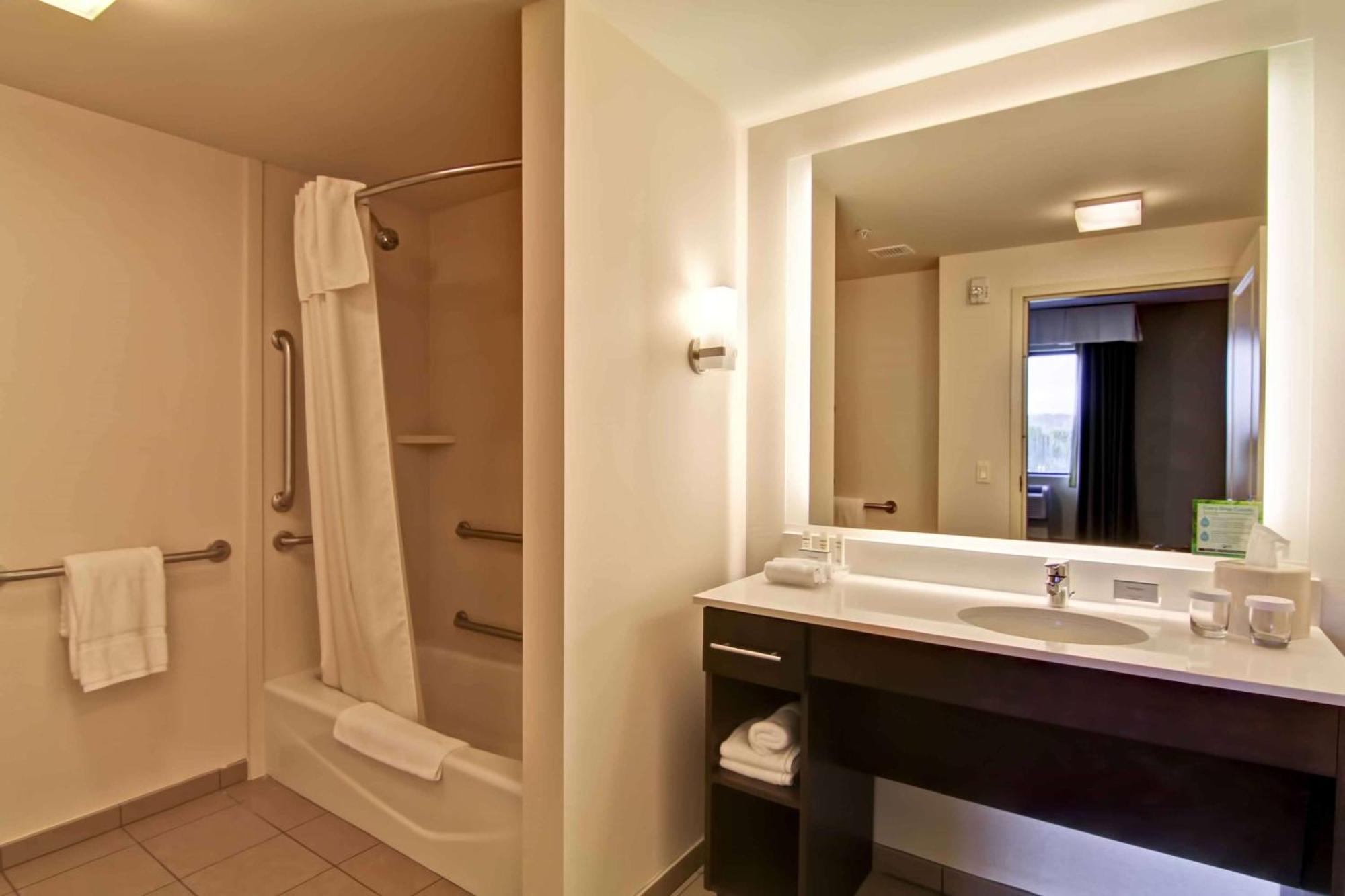 Homewood Suites By Hilton Seattle-Issaquah Exterior photo