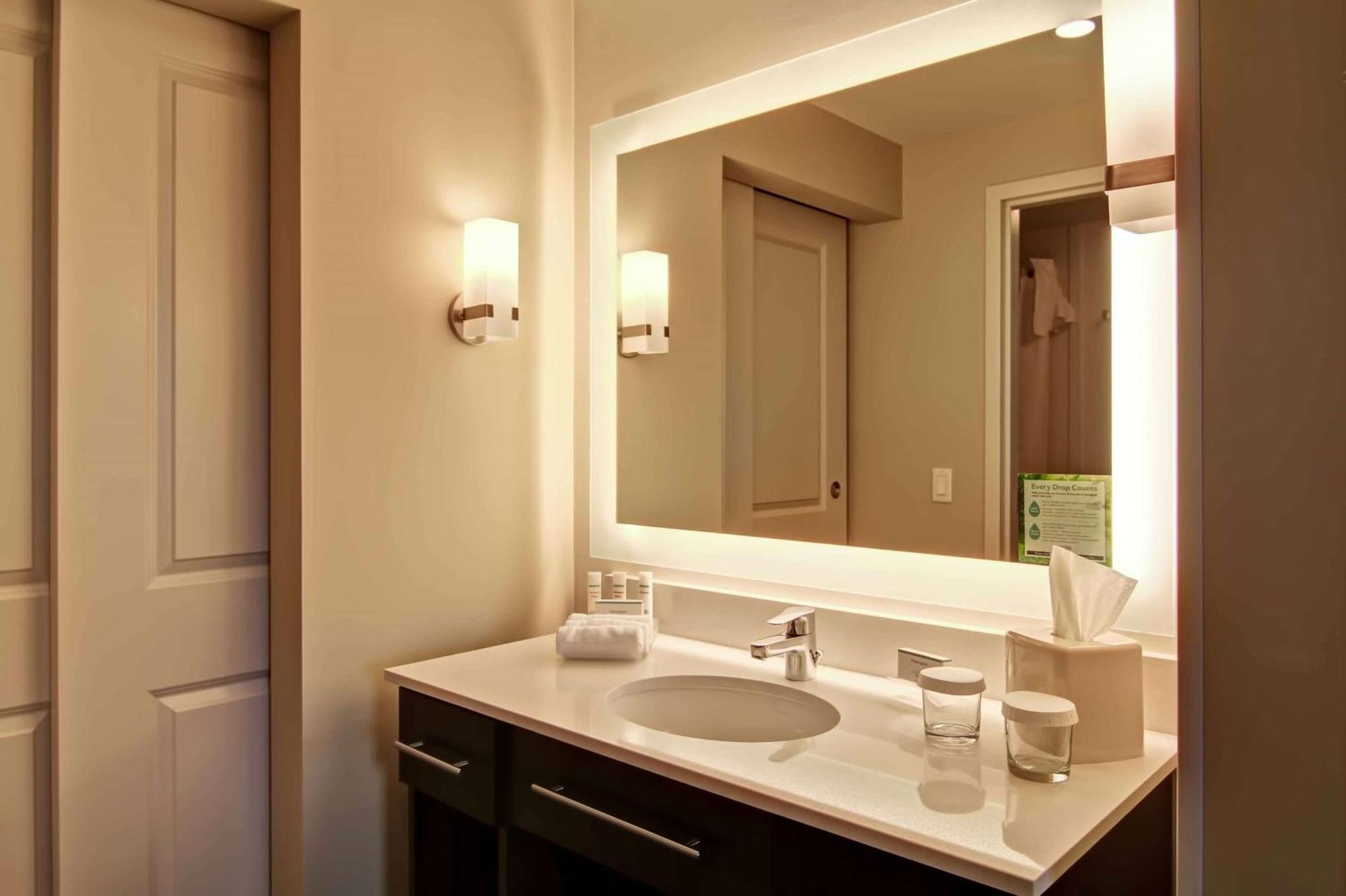 Homewood Suites By Hilton Seattle-Issaquah Exterior photo
