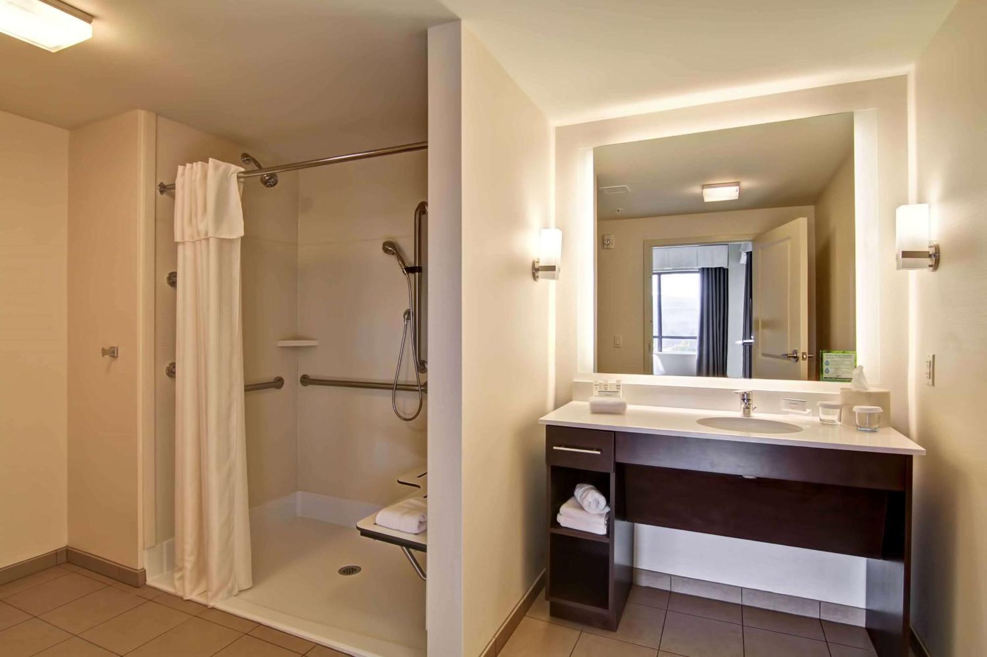 Homewood Suites By Hilton Seattle-Issaquah Exterior photo